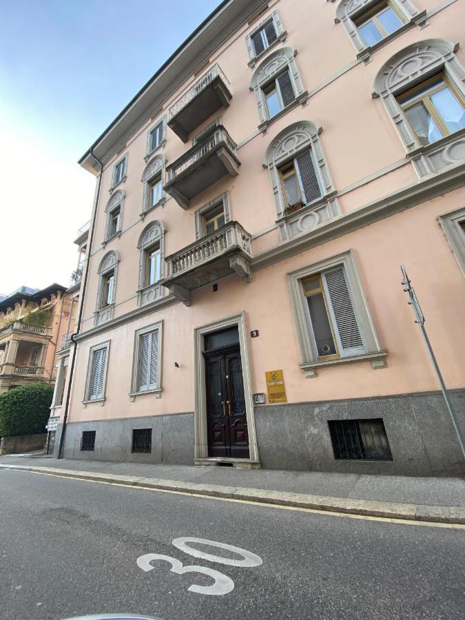 Cozy Apartment By The The Lake Of Lugano Exteriör bild