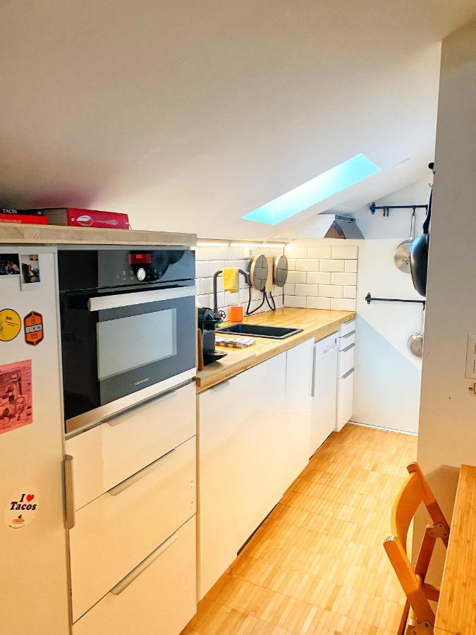 Cozy Apartment By The The Lake Of Lugano Exteriör bild