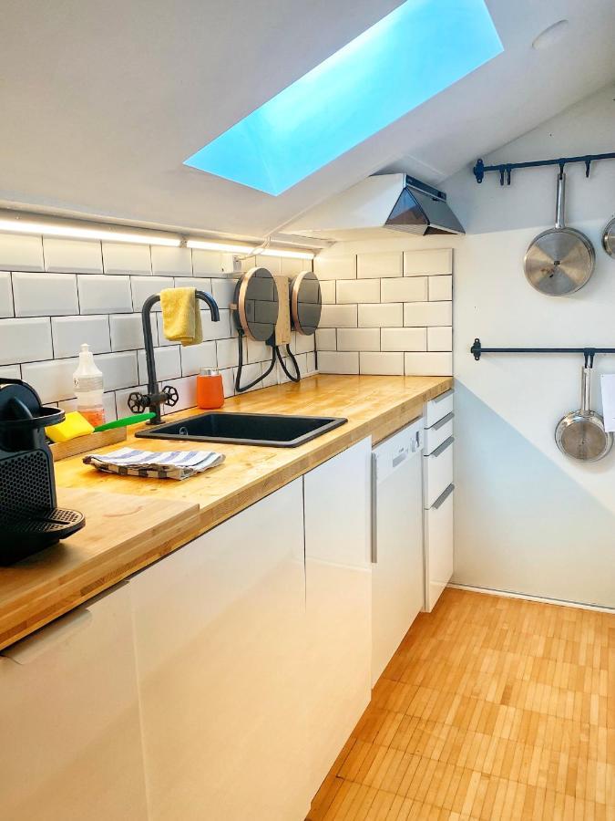 Cozy Apartment By The The Lake Of Lugano Exteriör bild